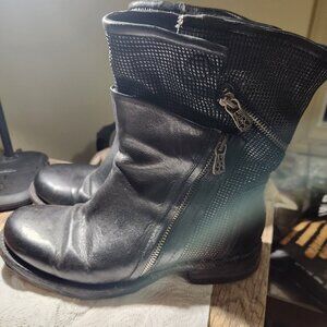 A.S. 98 Black boots Size 38